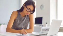 Systeme.io for Beginners: Don’t Start an Online Business Without These 7 Powerful Features