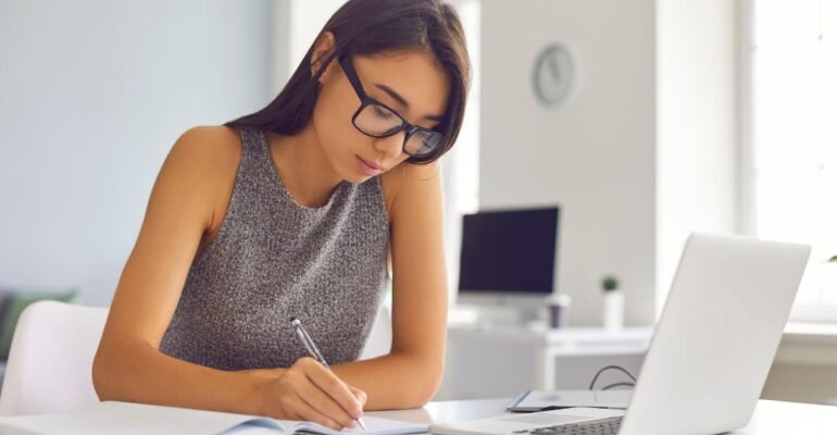 Systeme.io for Beginners: Don’t Start an Online Business Without These 7 Powerful Features