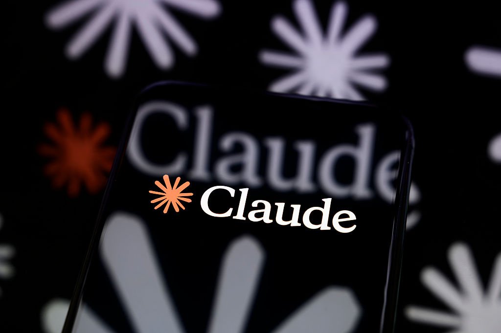 Anthropic is turning Claude Code’s auto mode on by default | TechCrunch