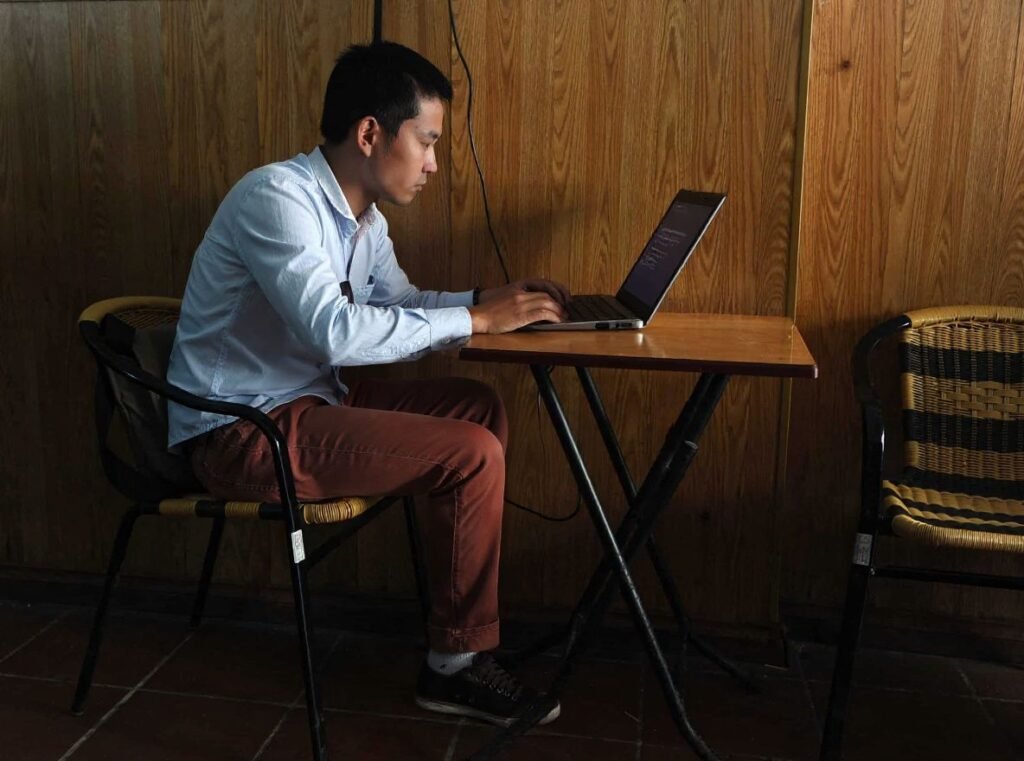 From time management to coding, these free courses are great for every student to consider. Source: Hoang Dinh Nam/