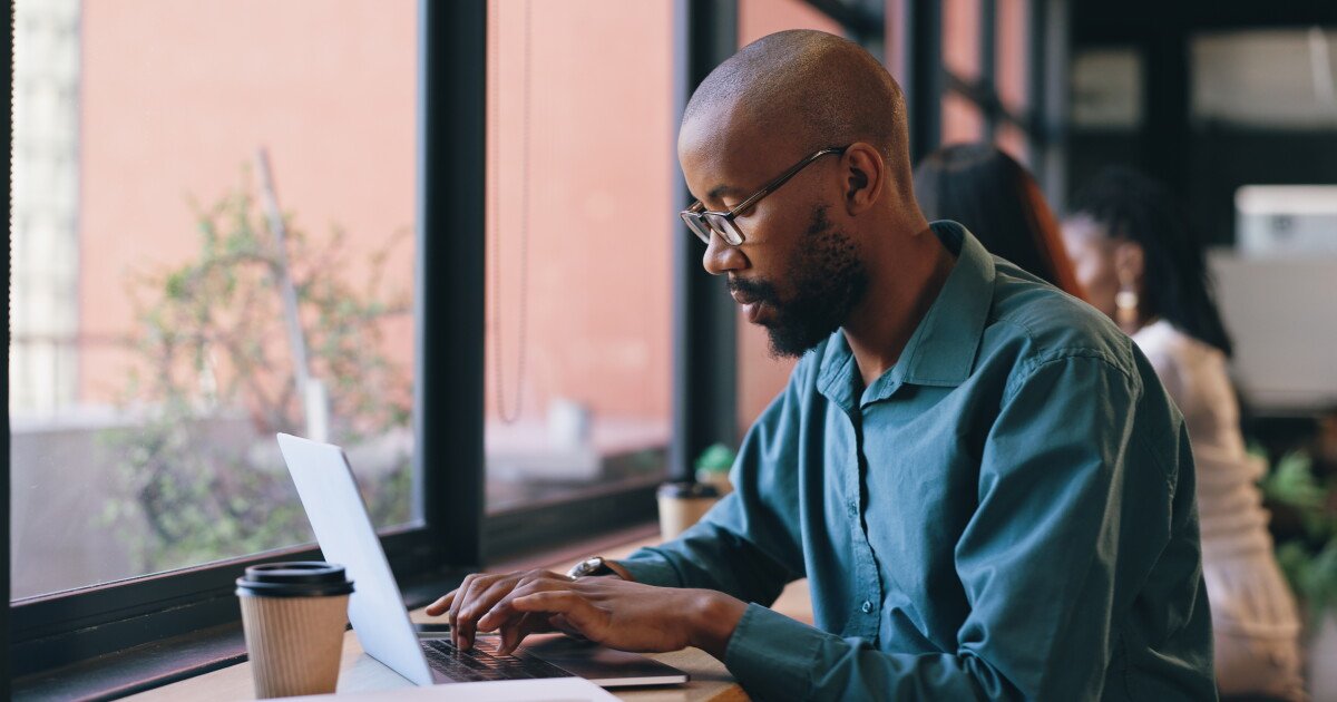 Remote workers are spending more time alone and reporting higher mental distress