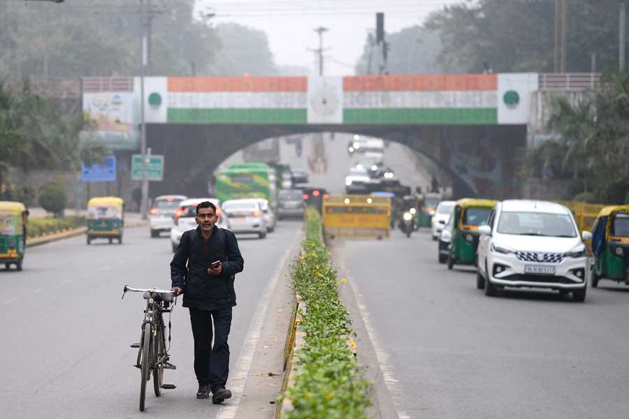Delhi winter pollution plan: Parking charges to double, 50% work from home, construction ban from Nov 1